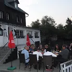 Vendégház Sneznik 3*