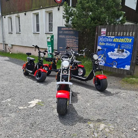 Pod Rozhlednou Sněžník
