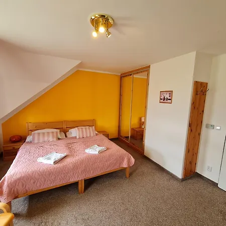 Pod Rozhlednou Penzion 3*