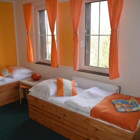 Konukevi Sneznik 3*