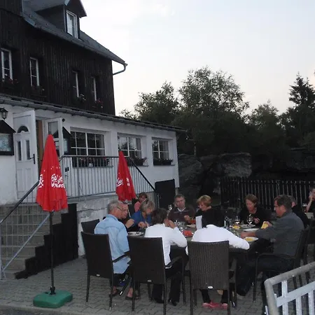 Penzion Pod Rozhlednou 3*